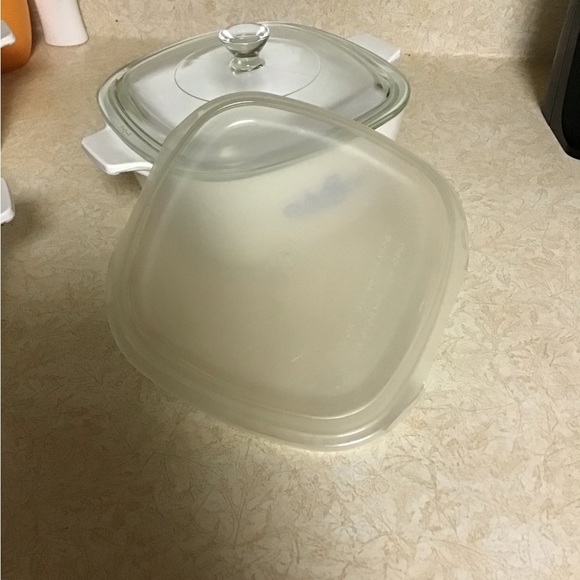 CORNING WARE w/ glass lid & plastic storage lid 1 3/4 quart - Picture 2 of 8